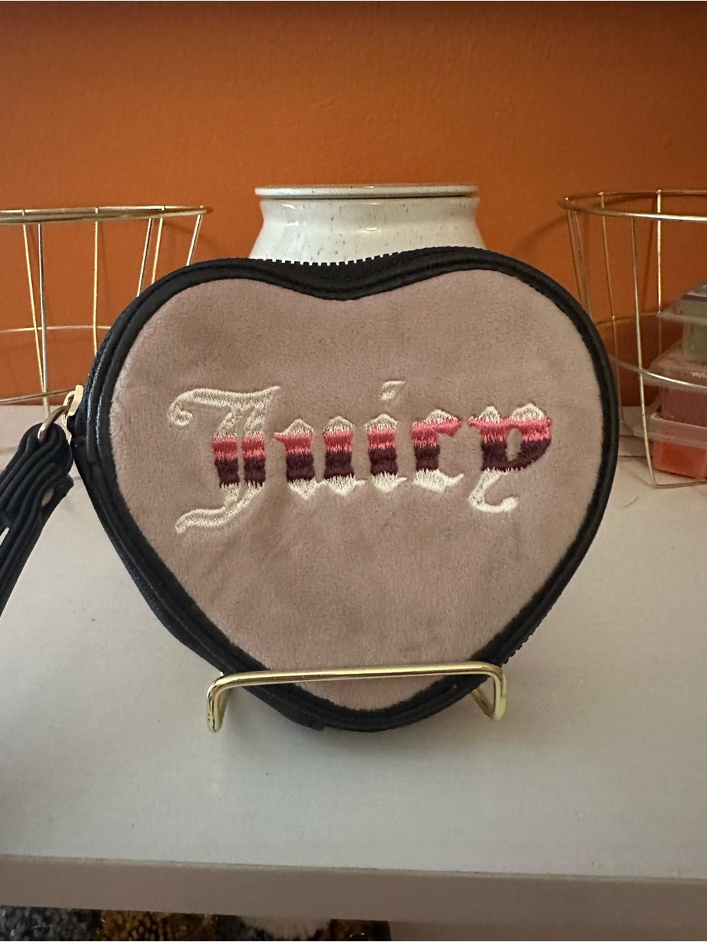 JUiICY COUTURE Heart Wristlet with strap